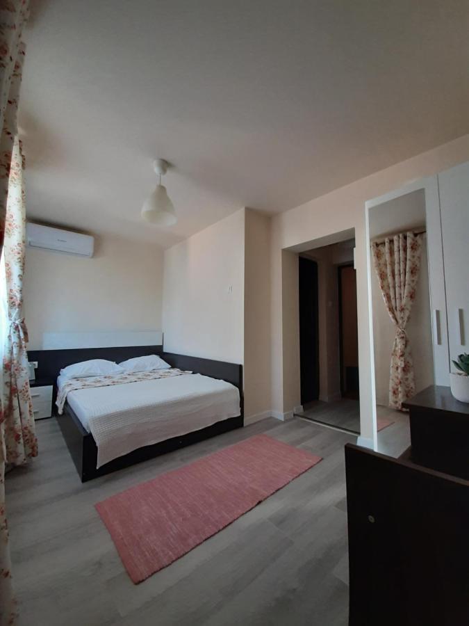 فندق Casa Flamingo كرايوفا المظهر الخارجي الصورة
