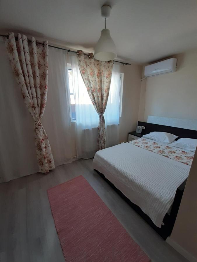 فندق Casa Flamingo كرايوفا المظهر الخارجي الصورة